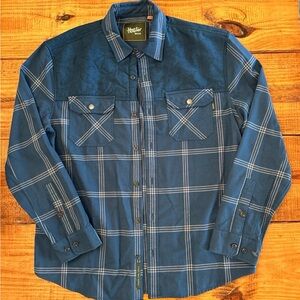 Men’s button up shirt large